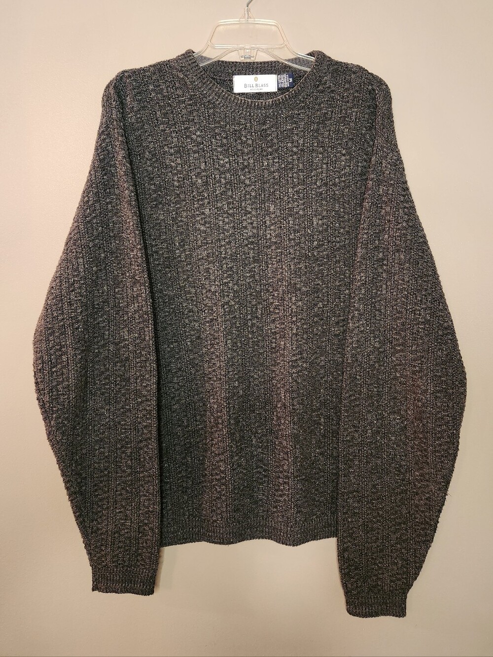 Vintage Bill Blass Gray Ribbed Crewneck Sweater Size Medium      Made In USA!